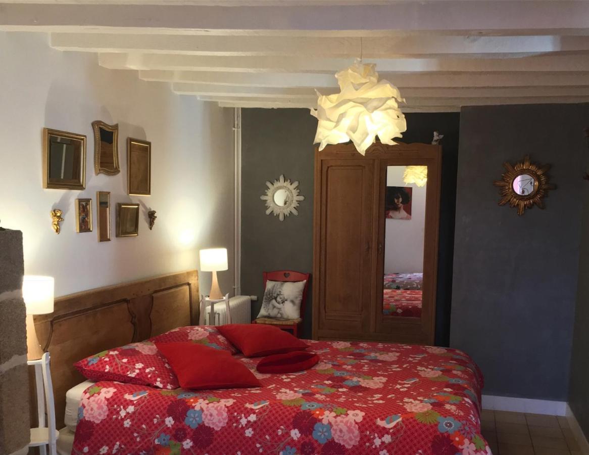 Chambre Des Anges & Roulotte Proche Mont Saint-Michel, L'Angeviniere Bed and Breakfast Εξωτερικό φωτογραφία