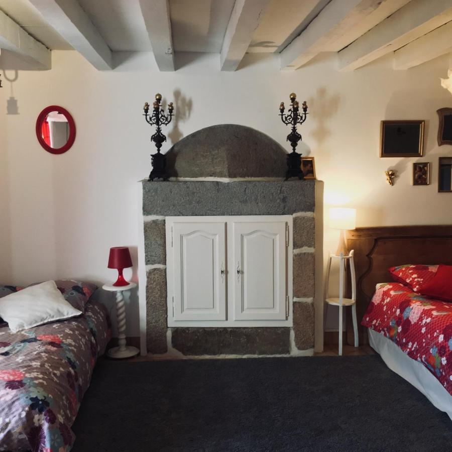 Chambre Des Anges & Roulotte Proche Mont Saint-Michel, L'Angeviniere Bed and Breakfast Εξωτερικό φωτογραφία